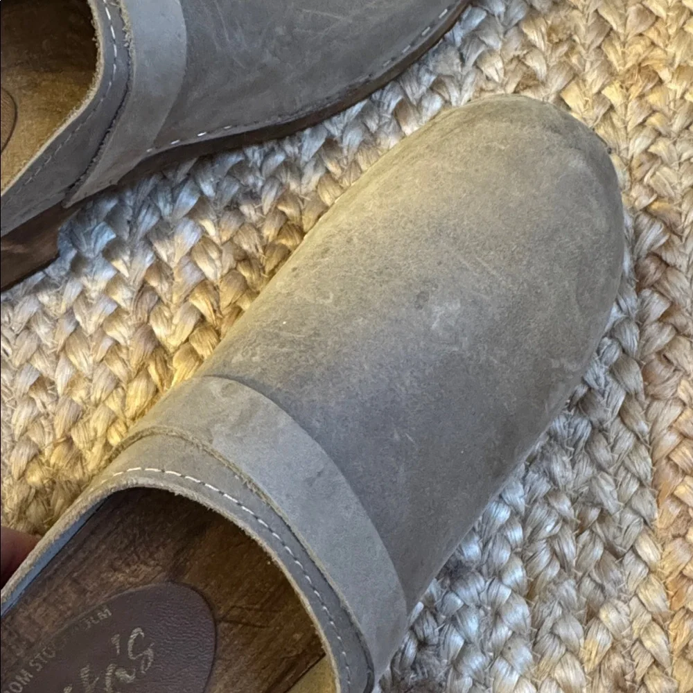 Lotta's From Stockholm 42 Wooden Taupe Nubuck Classic Leather Clogs - Picture 10 of 11